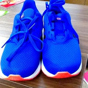 Boy's Adidas Sneakets